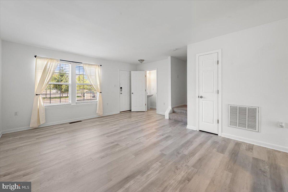 TROUT RUN - Residential