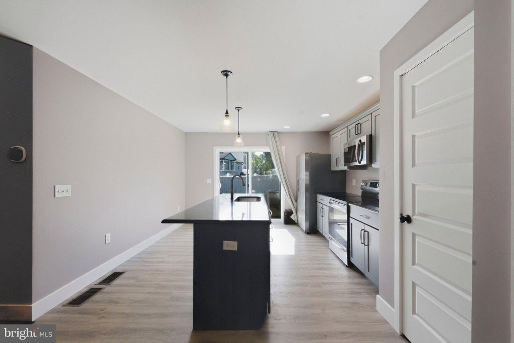 Photo of 408 Hensley Street, LITITZ, PA 17543 (MLS # PALA2096664)