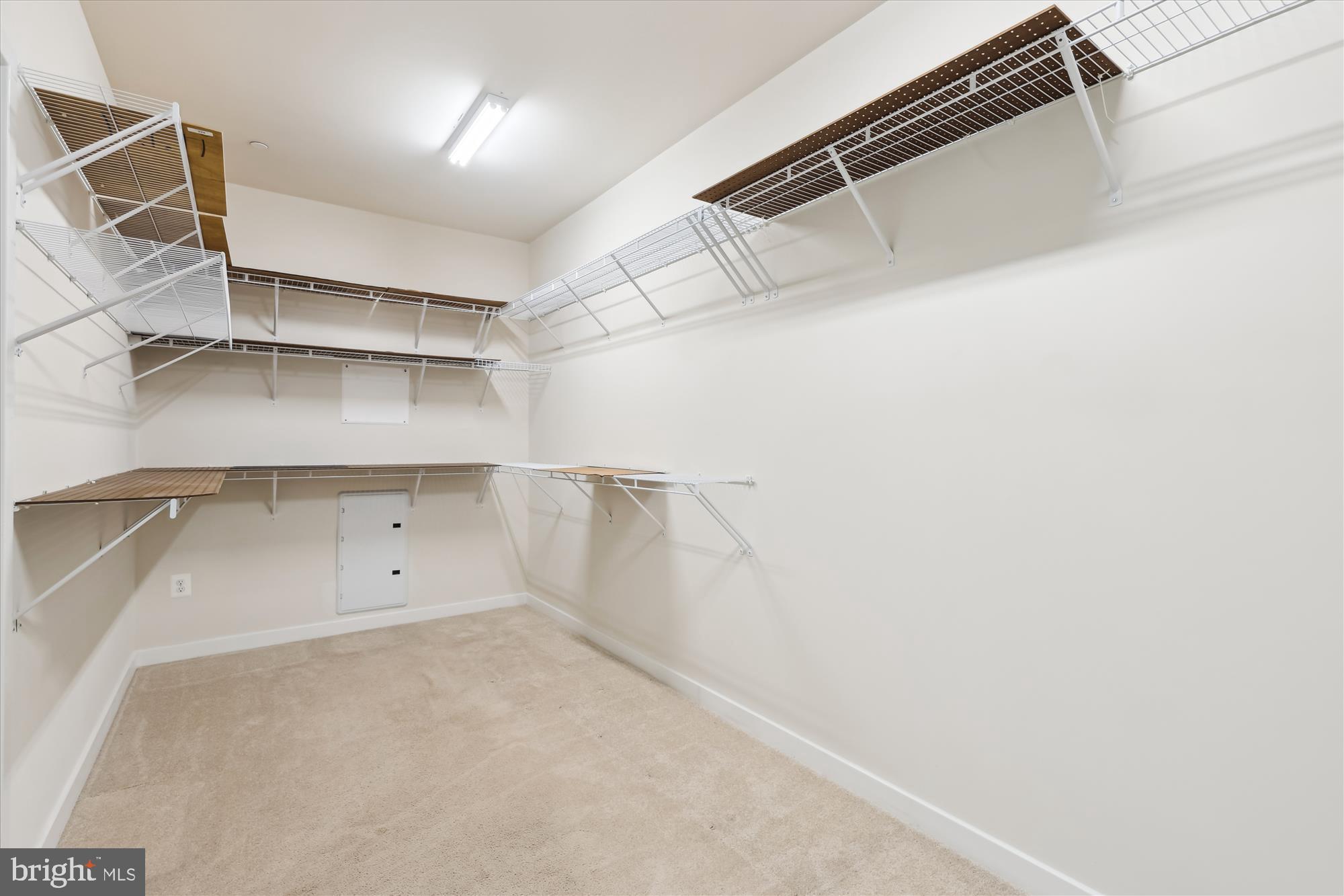 MOUNT VINEYARD - Residential