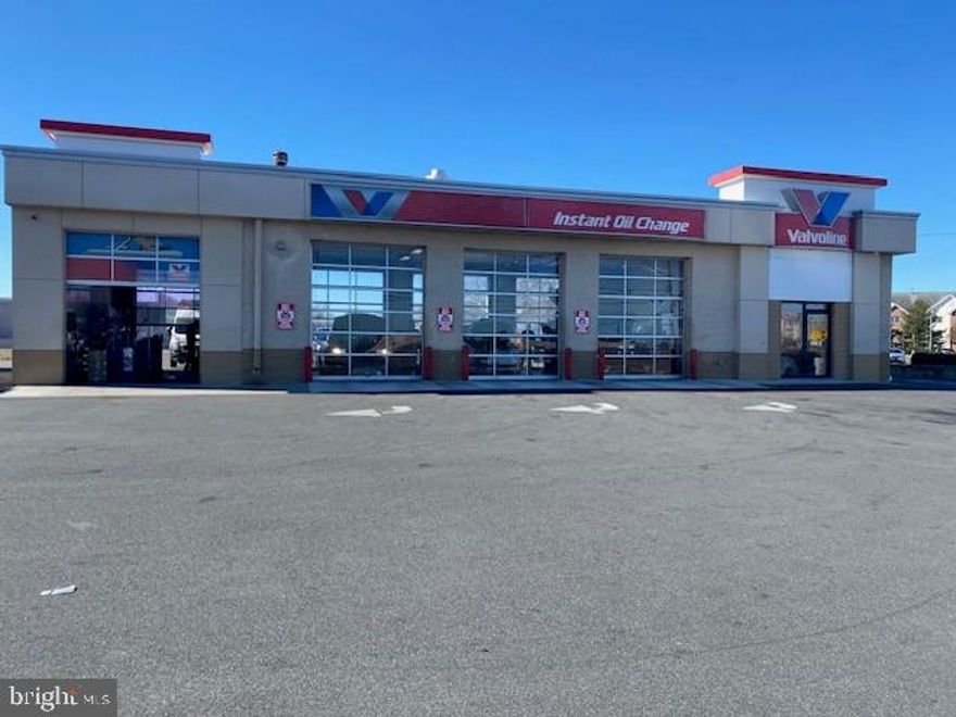 D-1035.  This property is located on US 13 just south of Bally's and Dover Downs Race Track.  The traffic count is in excess of 30,000 cars daily.  There are two businesses on the property.  Valvoline and Kabob Korner have been there for over 10 years with Valvoline at a 10 year lease plus 15 years more option.  Kabob Korner is on a month-to-month lease.  The two properties can be subdivided.  Kabob Korner to sell for $1,150,000 and Valvoline for $2,250,000.
Owner is a licenses real estate agent in Delaware.
