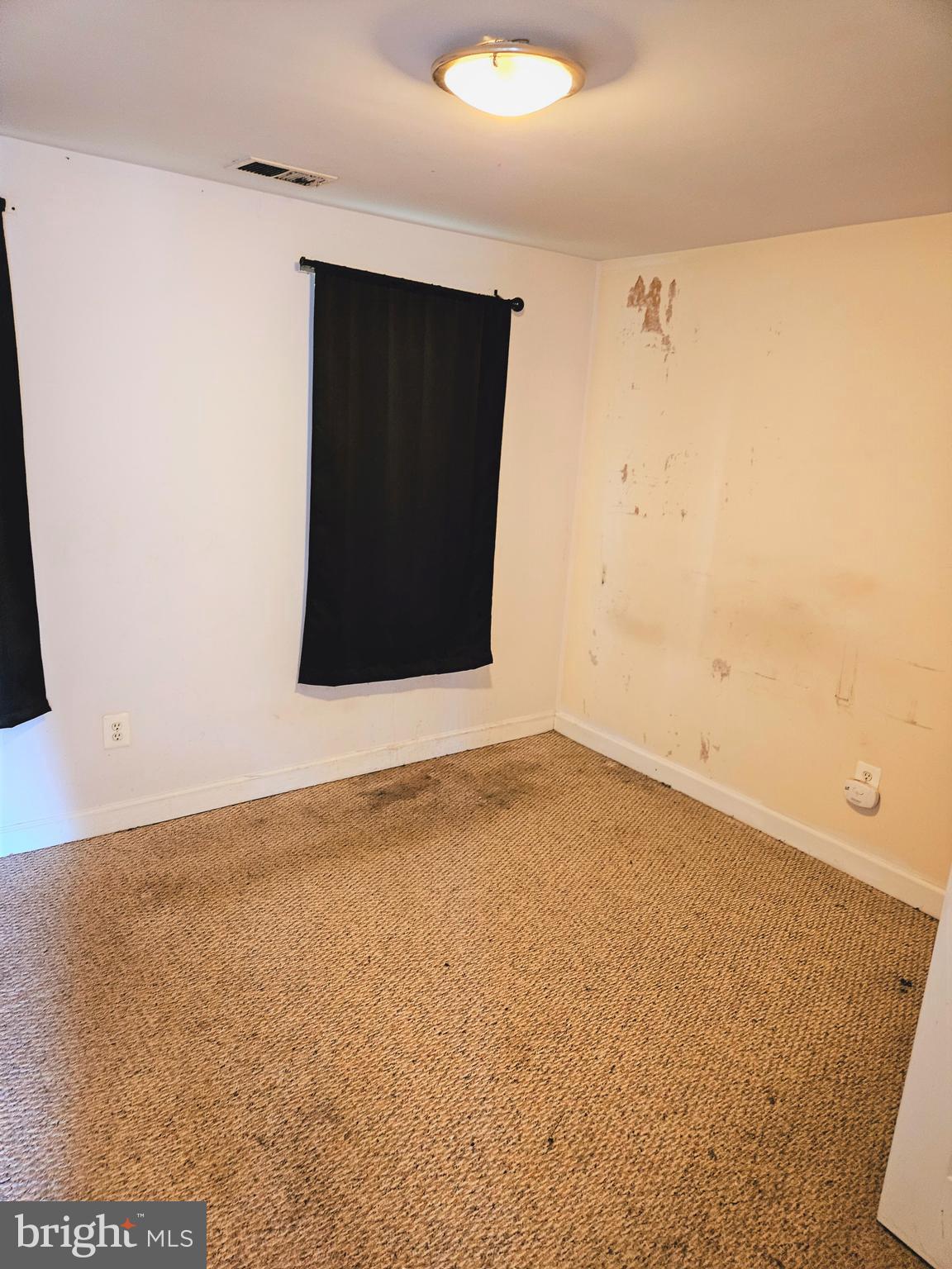 HIGHLAND AT LANDOVER STATION - Residential