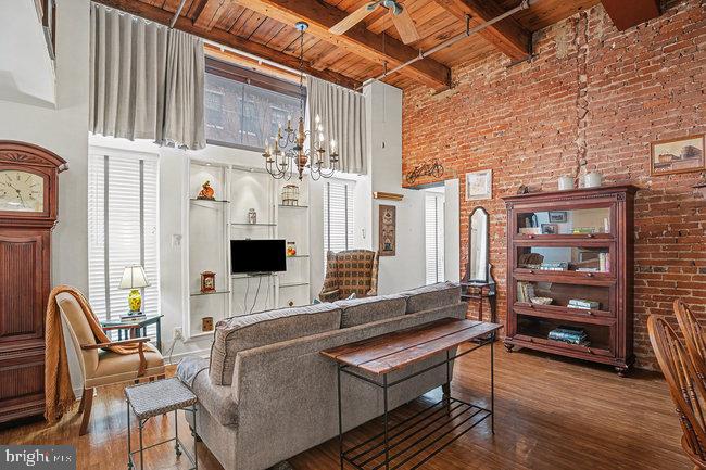 OLD CITY - Residential