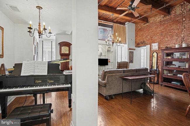 OLD CITY - Residential