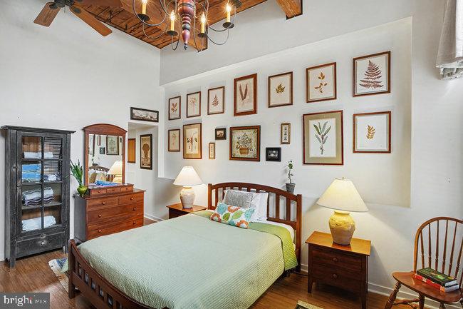 OLD CITY - Residential