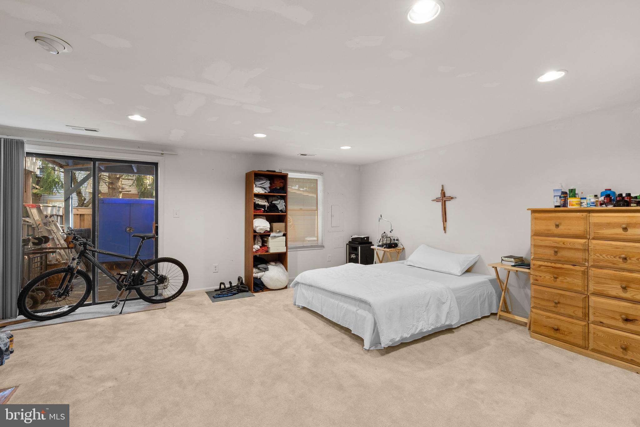 SUFFOLK PLACE - Residential