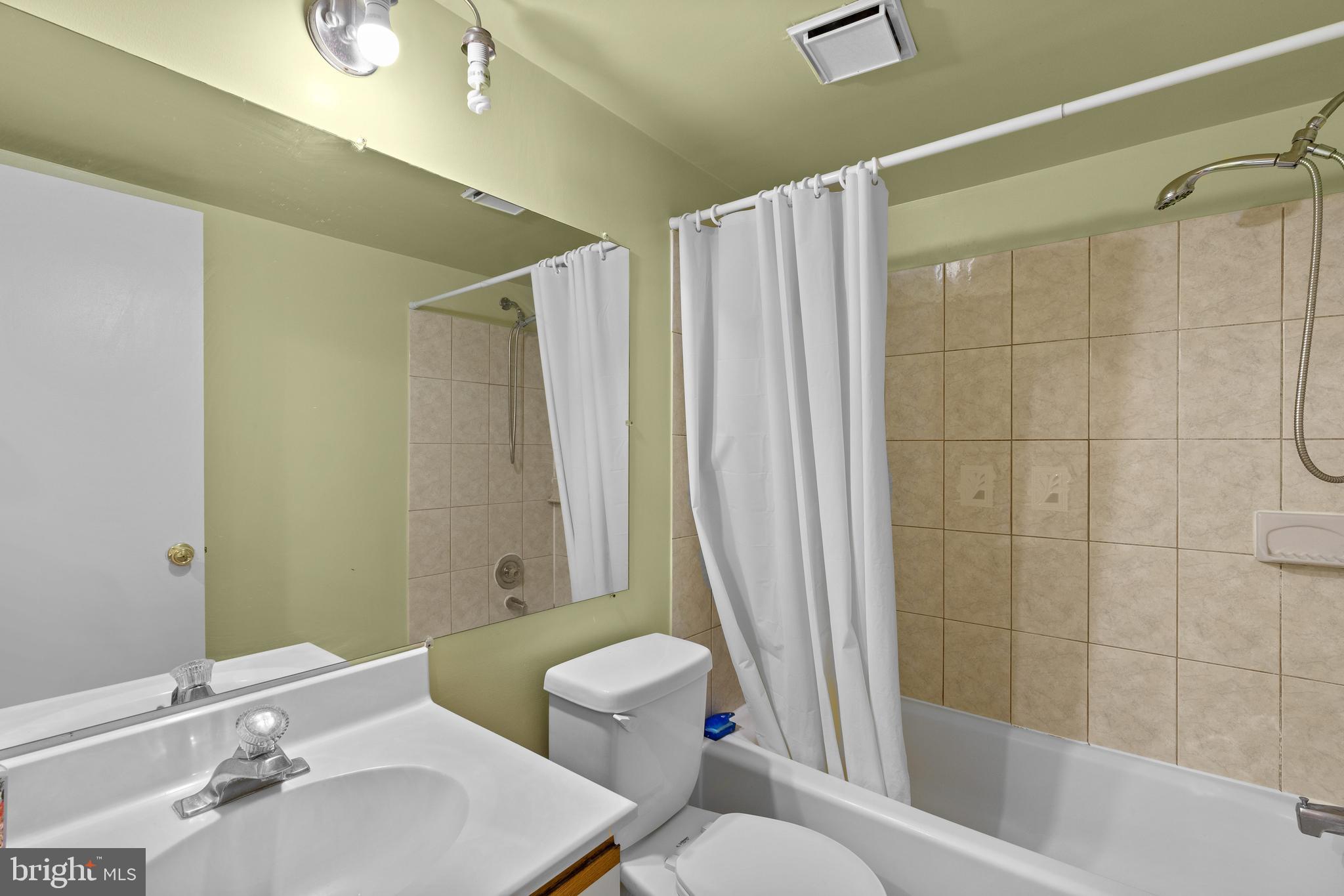 SUFFOLK PLACE - Residential