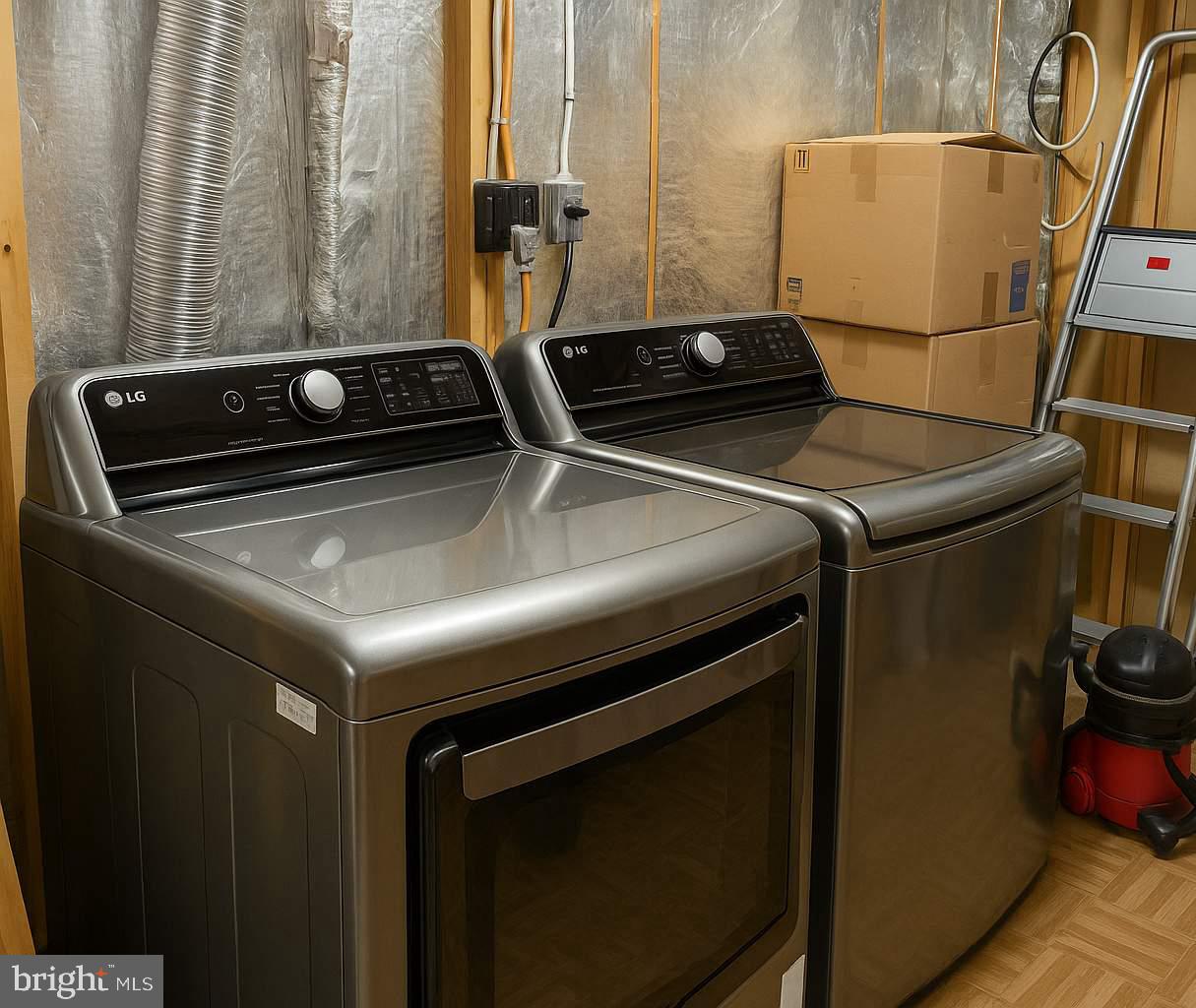 GUNNERS VIEW - Residential Lease