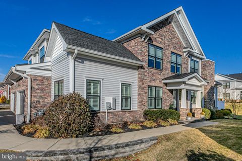 21 DOGLEG LANE LAWRENCEVILLE NJ 08648