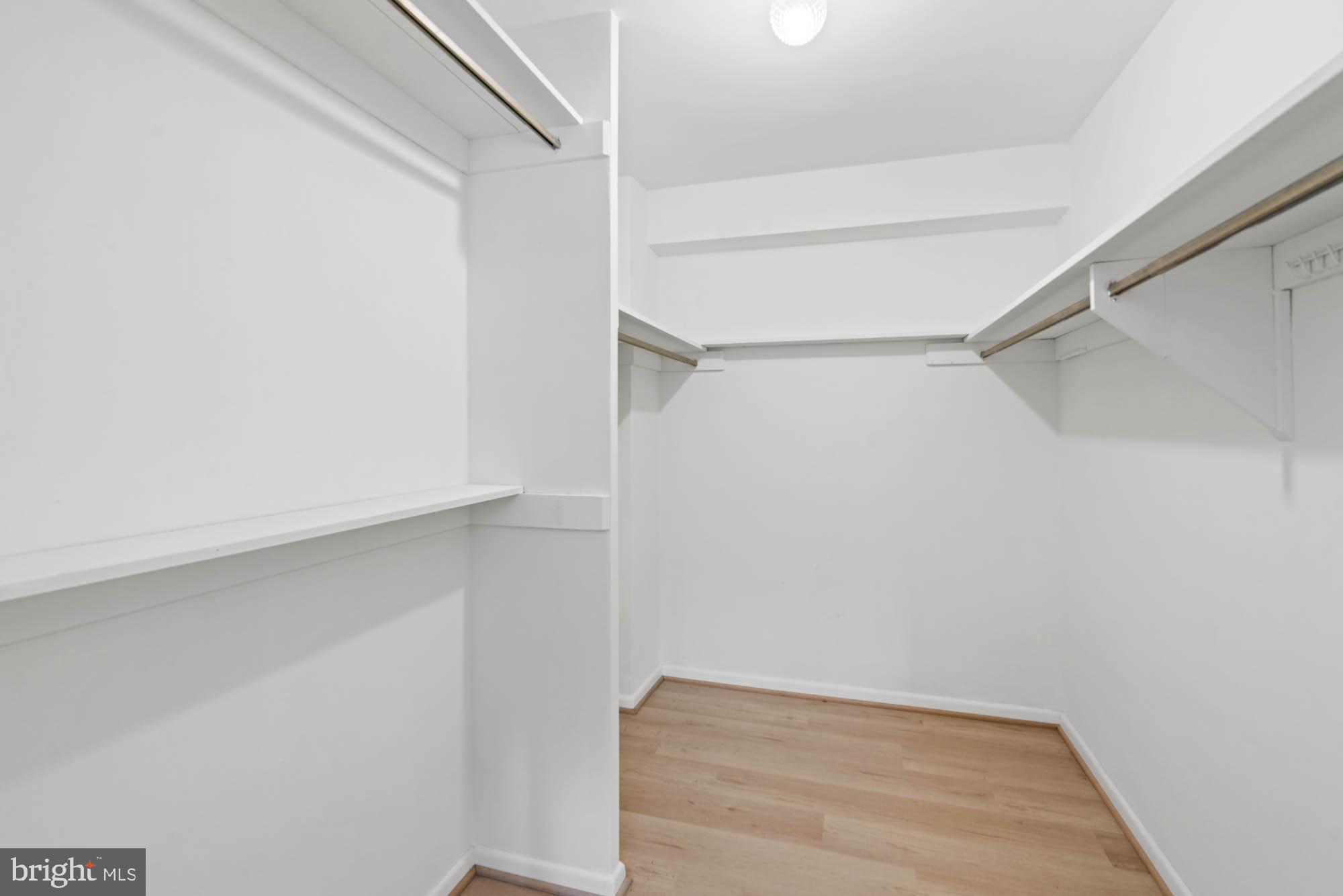 KENWOOD HOUSE - Residential