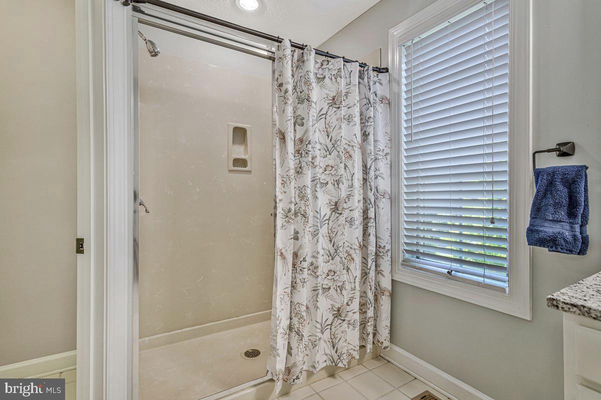 SWAN POINT SUB - Residential