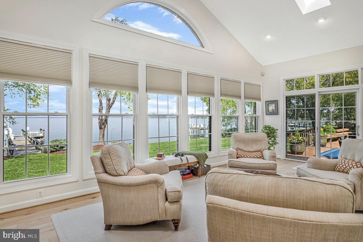 SWAN POINT SUB - Residential