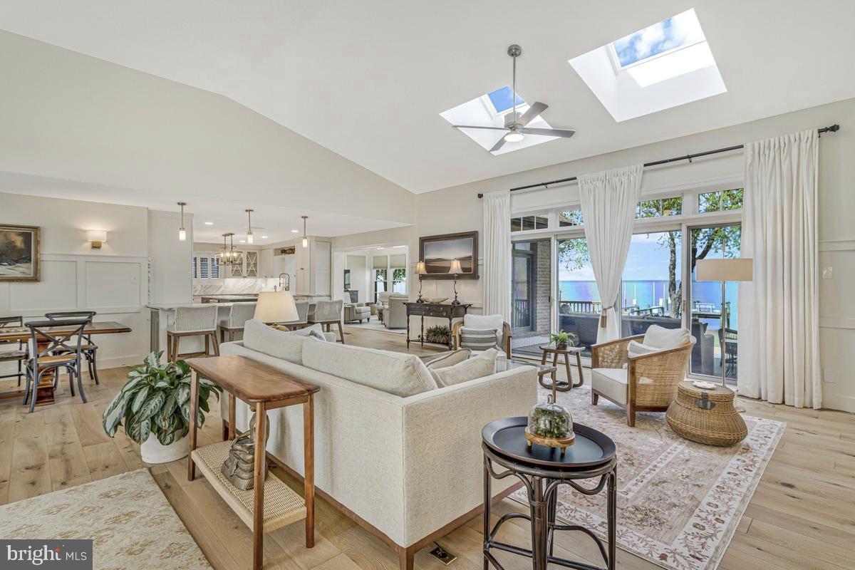 SWAN POINT SUB - Residential