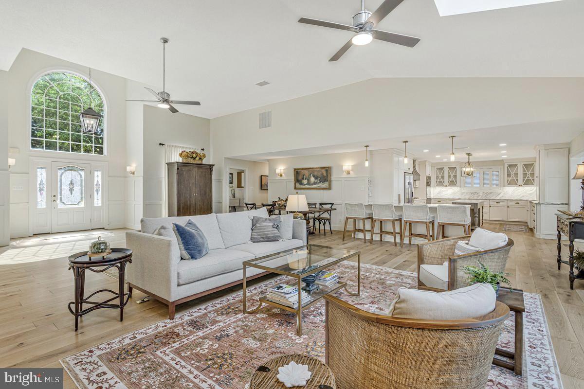 SWAN POINT SUB - Residential