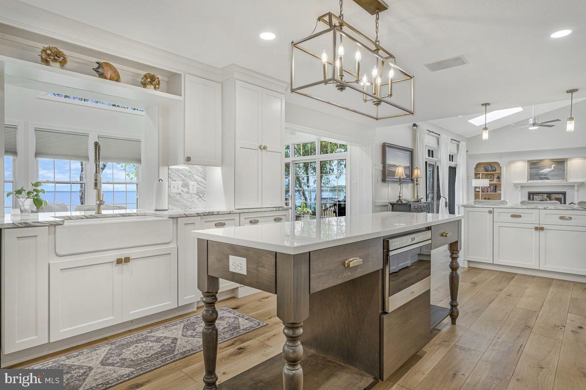 SWAN POINT SUB - Residential