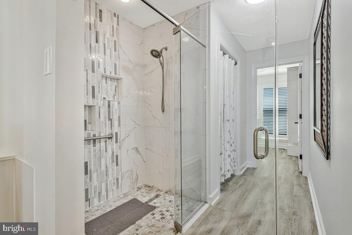 SWAN POINT SUB - Residential