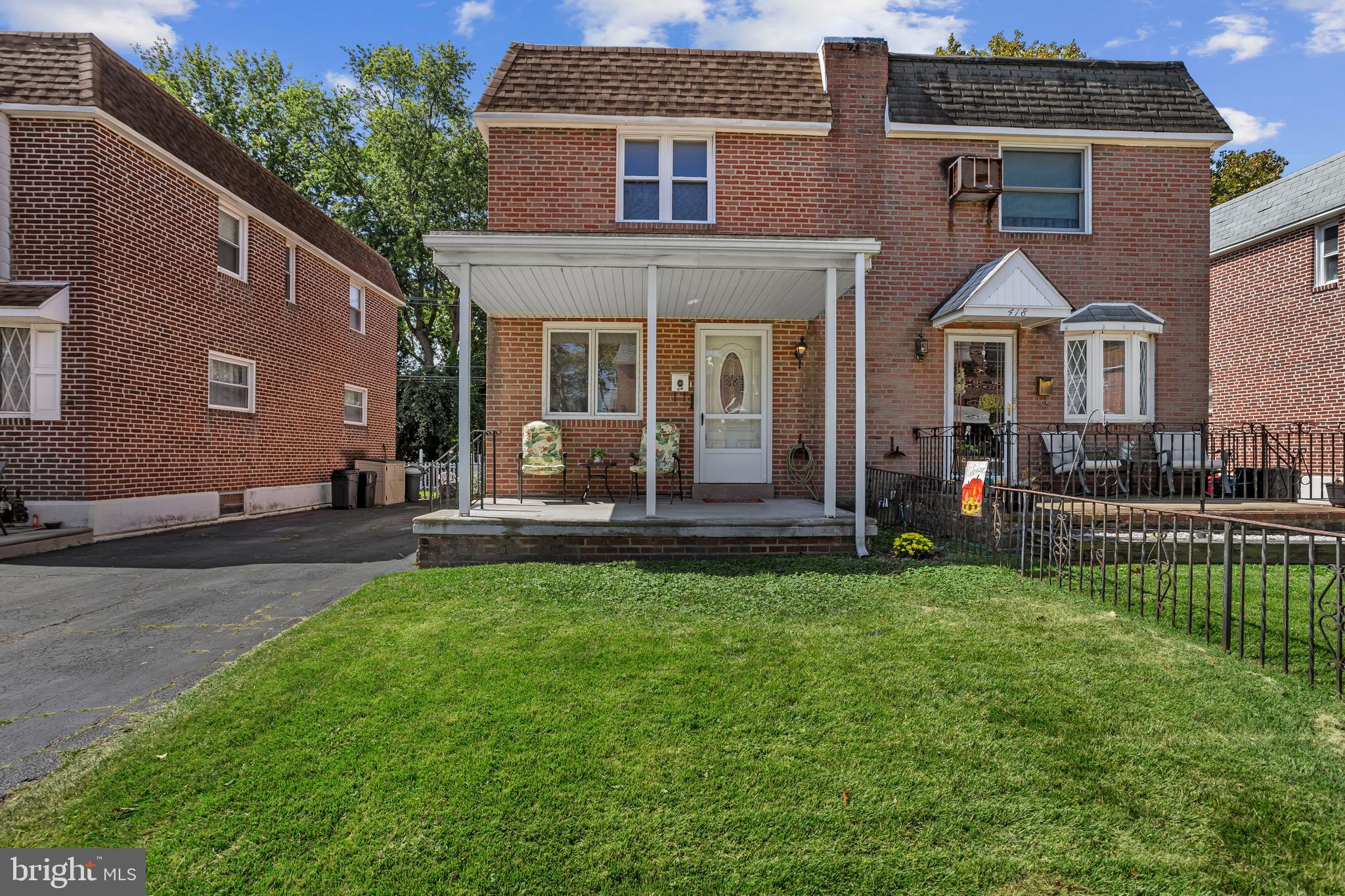 Incredible Opportunity in the Heart of Prospect Park Borough!
This three bed, one-and-a-half bath brick twin is located on one of the quietest streets in all of Prospect Park, just steps away from the Prospect Park-famous Witmer Field and park.
First Floor:
Pull into the driveway, walk up the front walkway and under the beautiful covered front porch, and step into a formal living room. The main level also includes a dining room and an eat-in kitchen direct access to the flat, fenced-in backyard.
Second Floor:
Three perfectly sized bedrooms and a hall bathroom complete the upper level.
Basement:
The basement has recently had all the walls finished and painted. It’s a blank slate ready for your finishing touches and includes a powder room, making it a perfect future rec space, office, man/woman cave.
Local Vibes:
Enjoy easy access to the Blue Route and I-95, just minutes from the Philadelphia Airport. You’re close to New Jersey, Delaware, and everything along Chester Pike and MacDade Boulevard. Plus, you’re right around the corner from Delco-famous spots like John Morton’s, Little Hut, Casey’s, and downtown Ridley Park Borough. The location is absolutely premium.
Additional upgrades: Roof silver coated (2025), New toilet and sink in basement powder room (2025), Basement walls finished and painted (2025).