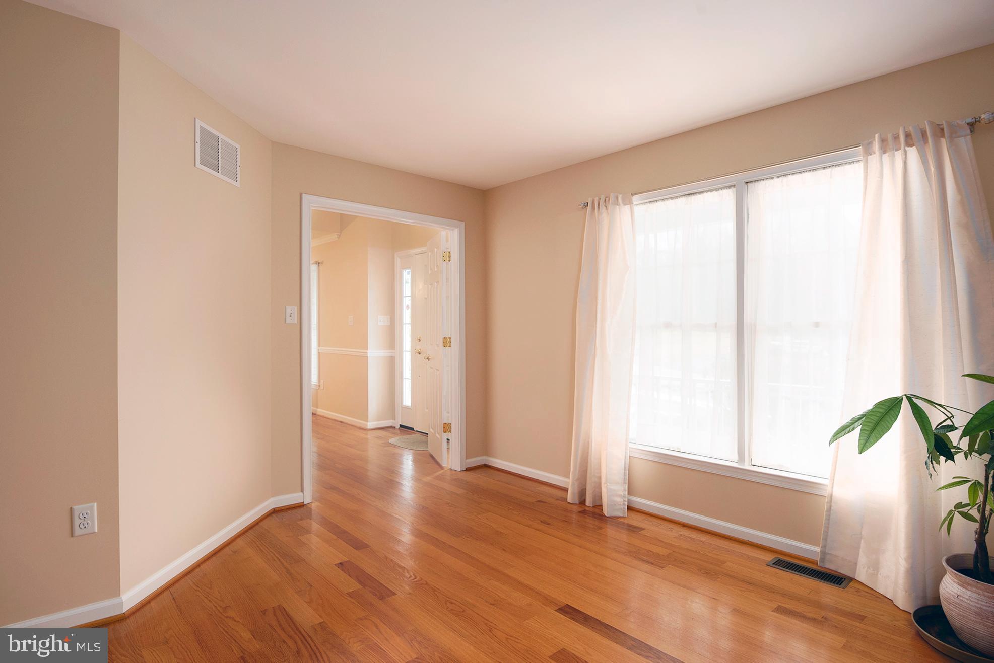 ESTATES AT AUTUMN WOODS - Residential