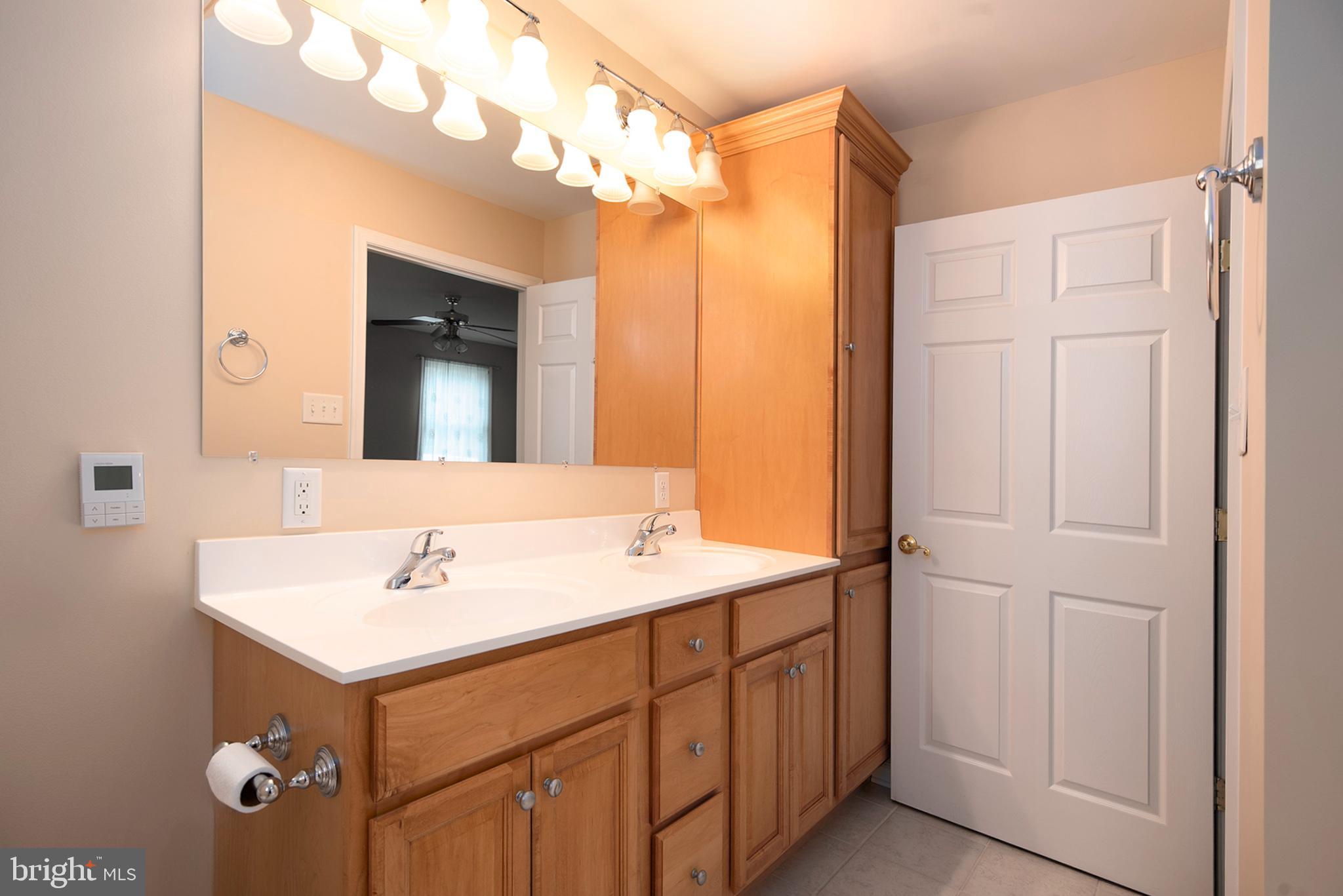 ESTATES AT AUTUMN WOODS - Residential