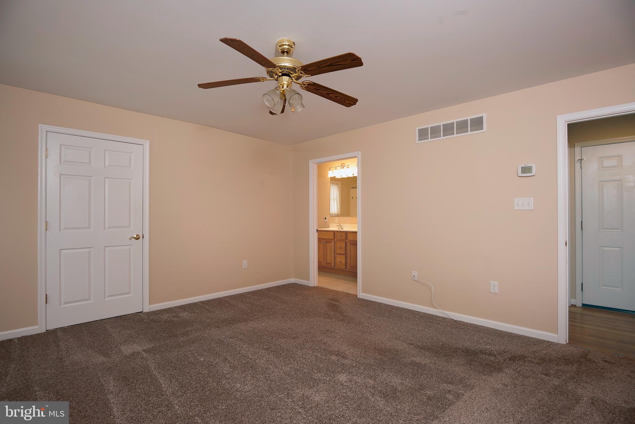 ESTATES AT AUTUMN WOODS - Residential