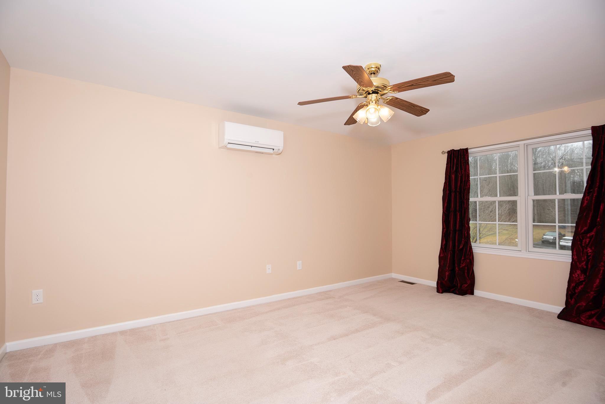 ESTATES AT AUTUMN WOODS - Residential