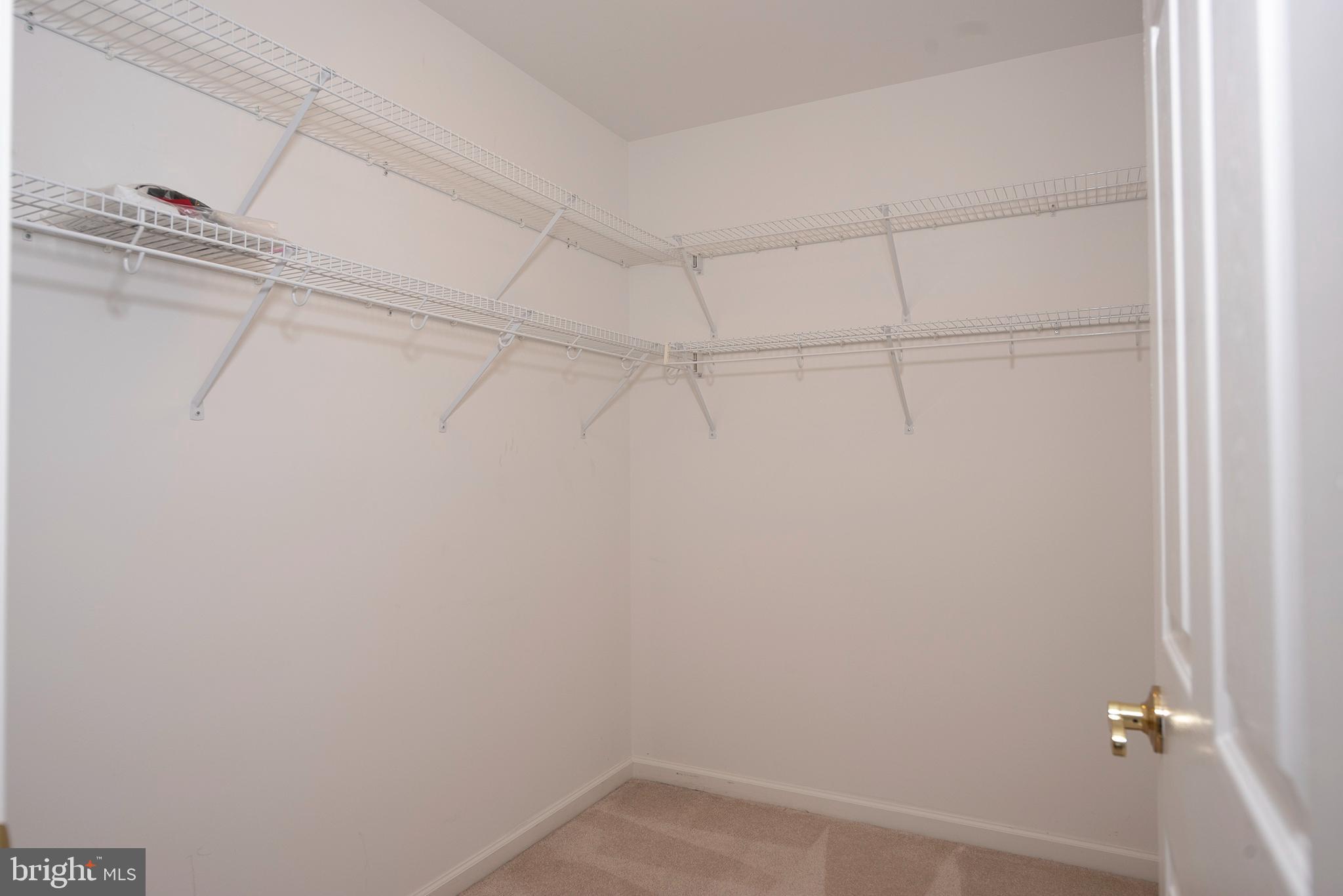 ESTATES AT AUTUMN WOODS - Residential