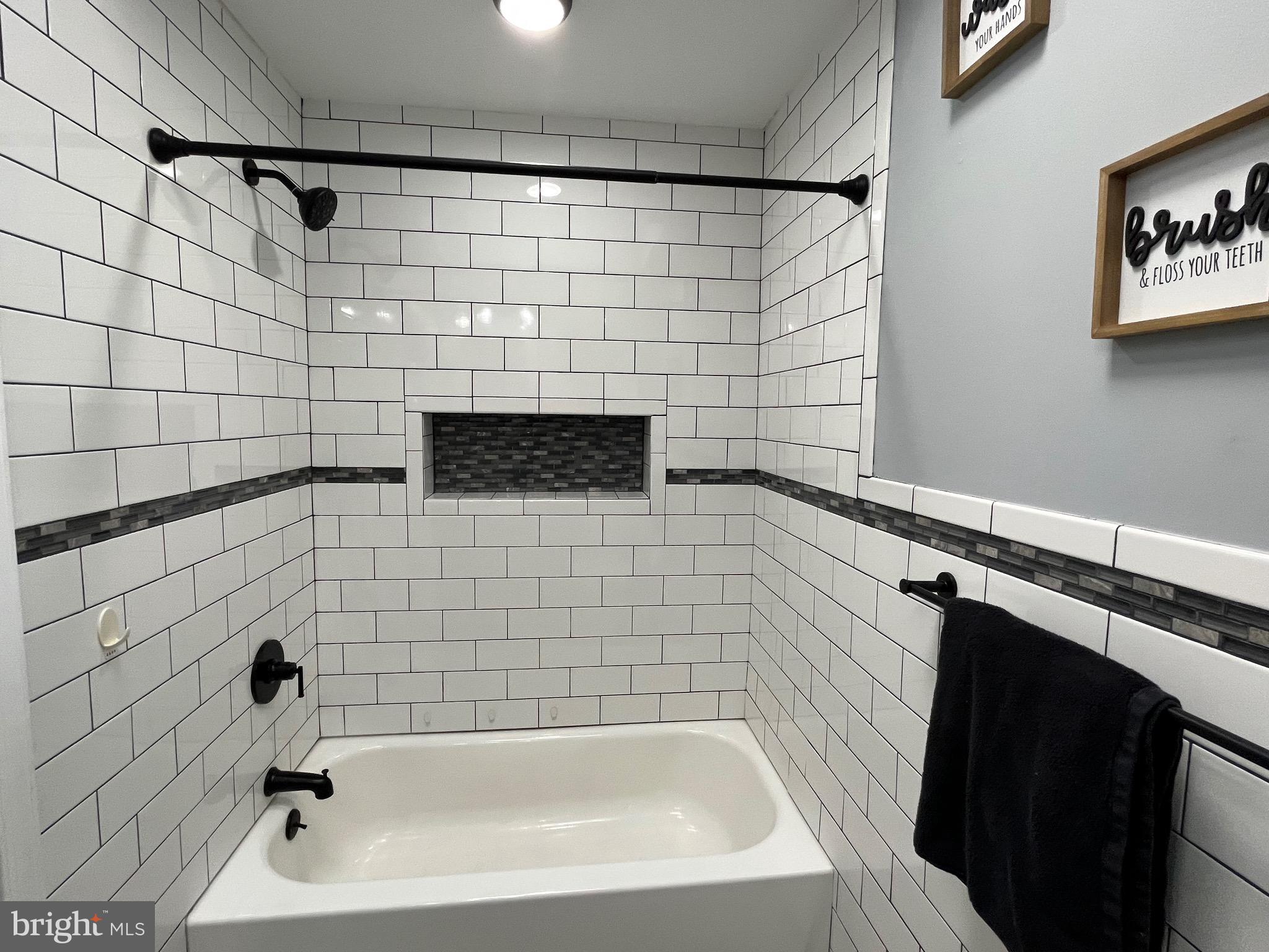 WALTON PARK - Residential