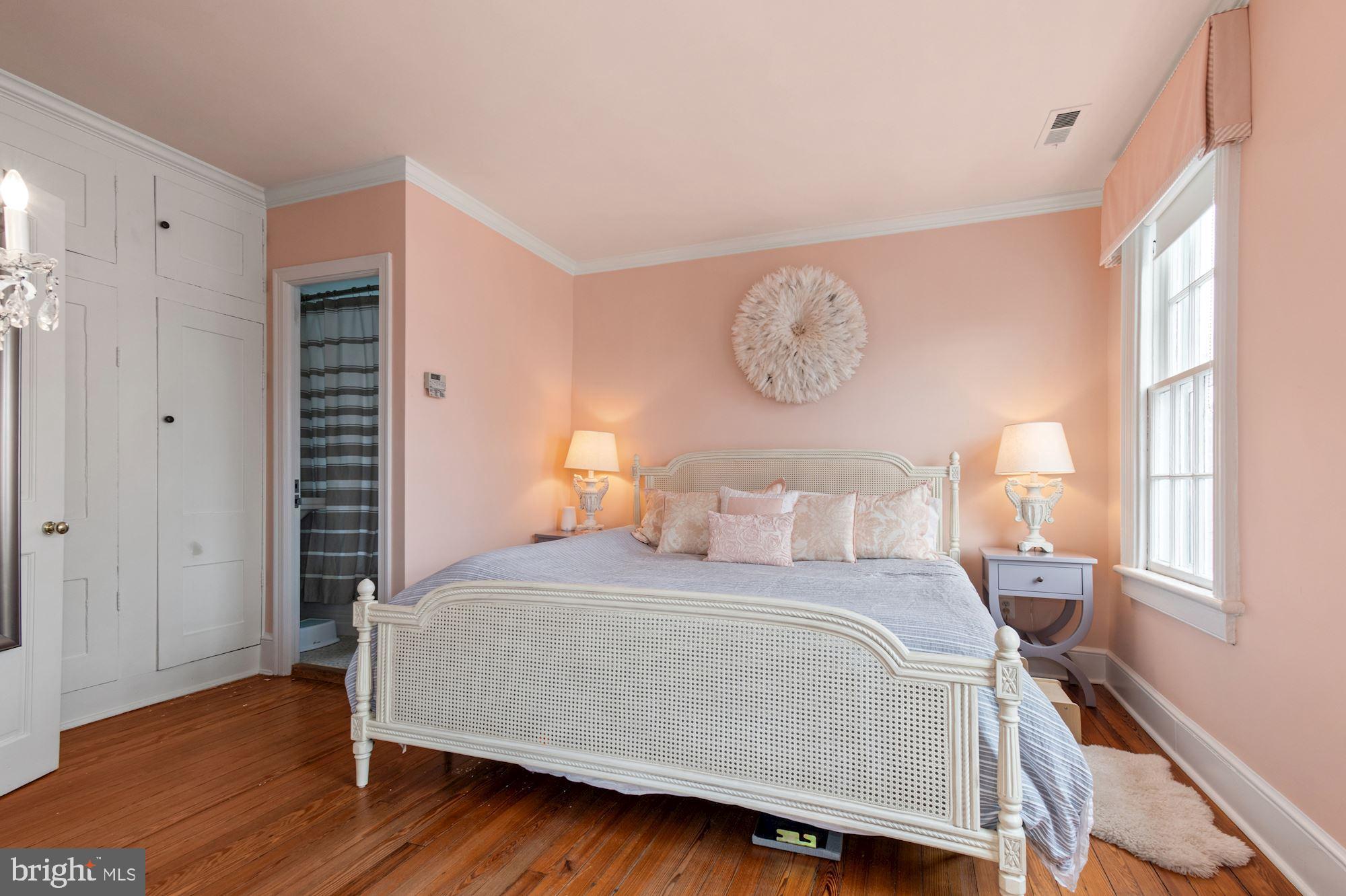 GEORGETOWN - Residential