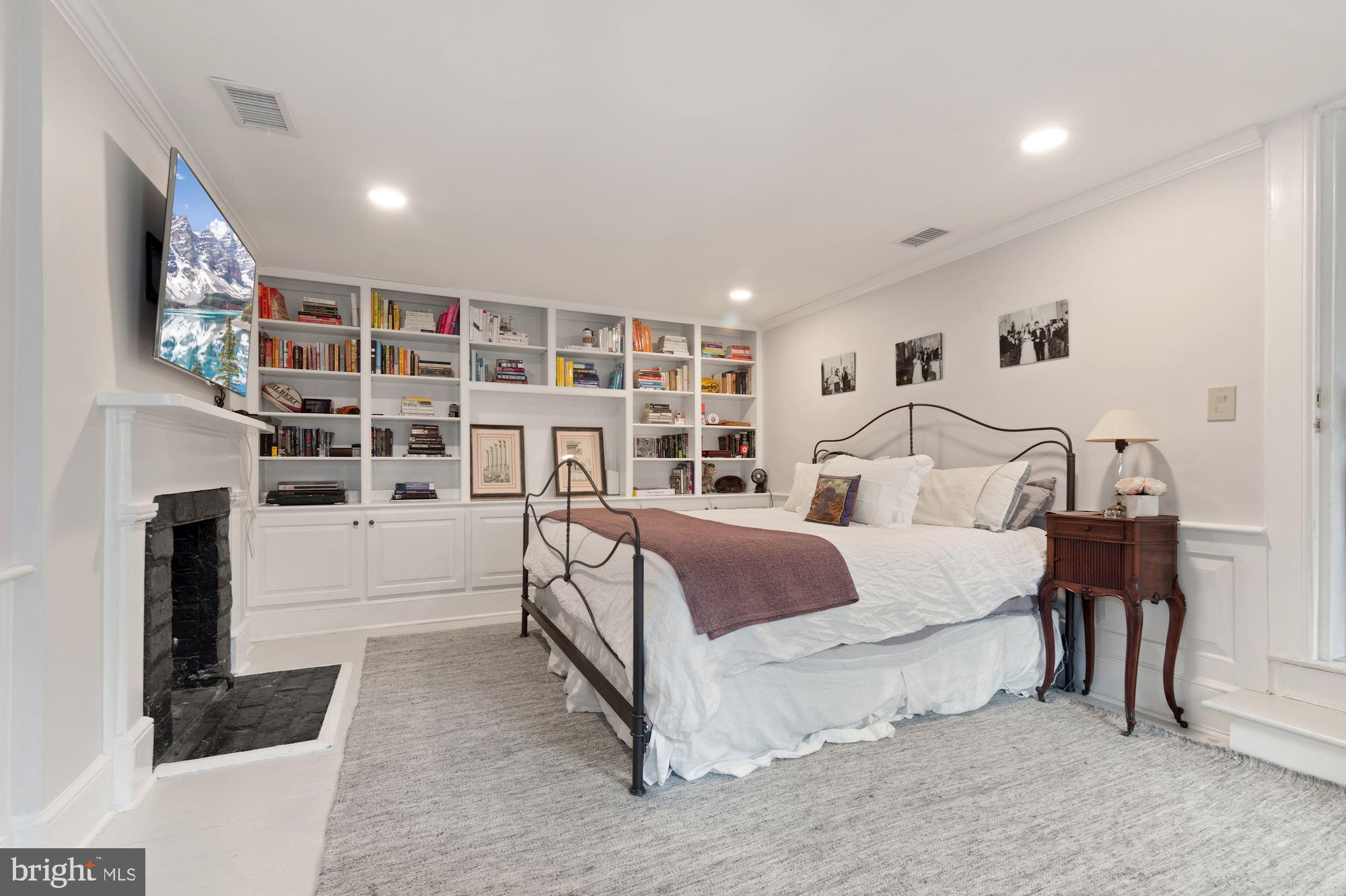 GEORGETOWN - Residential