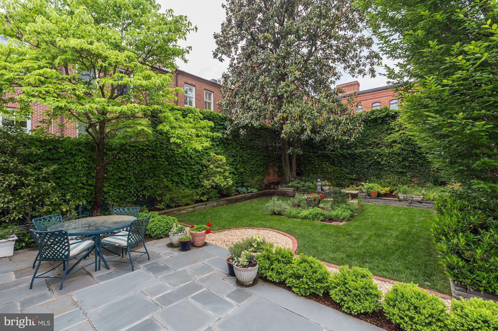 GEORGETOWN - Residential