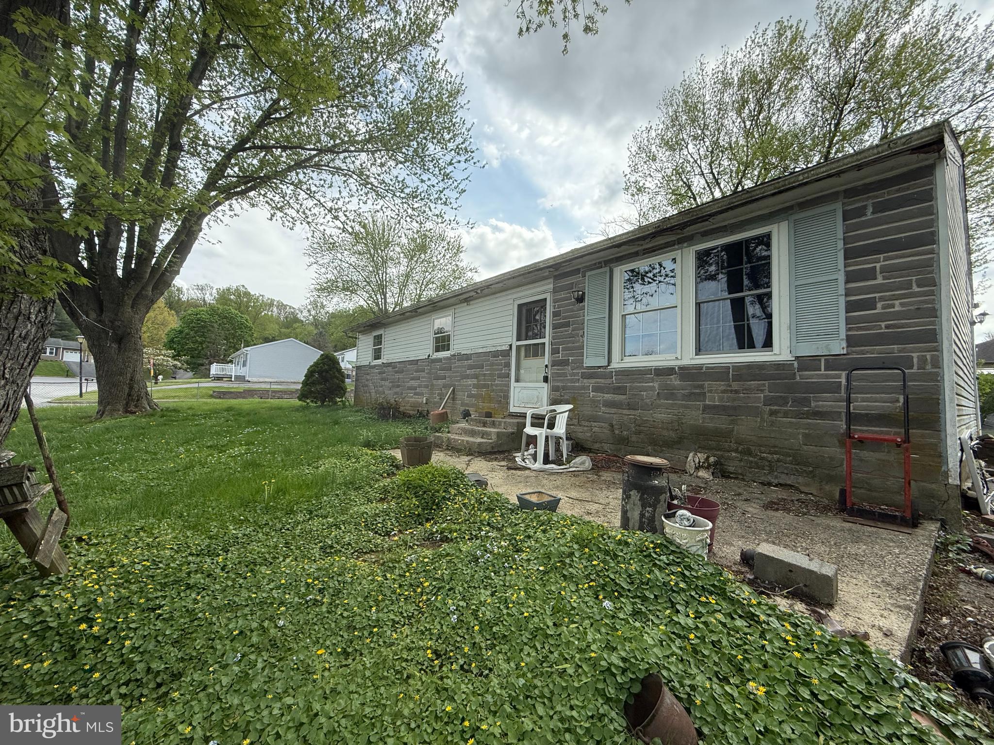 704 W BRIDGE STREET