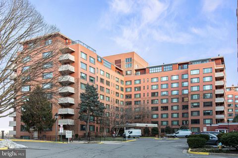 1021 ARLINGTON BOULEVARD 624 ARLINGTON VA 22209