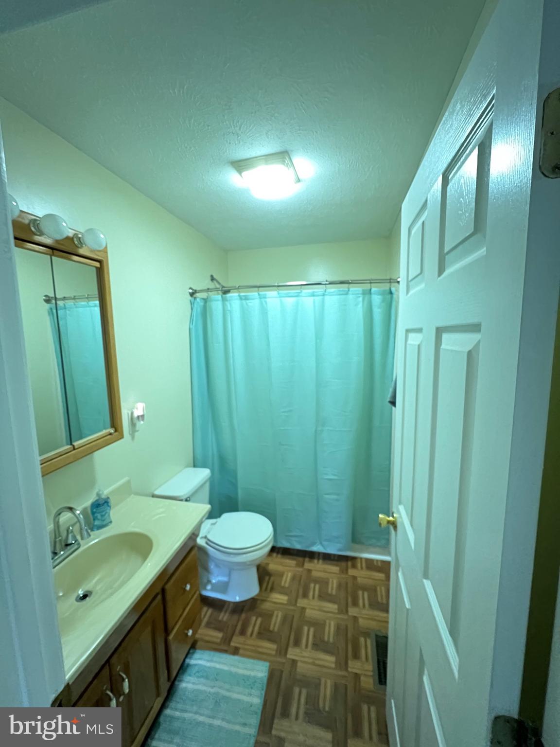 SKY-LIN PARK - Residential