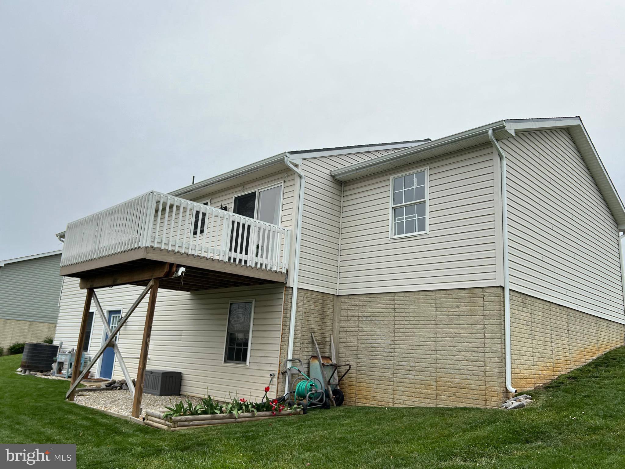 SKY-LIN PARK - Residential