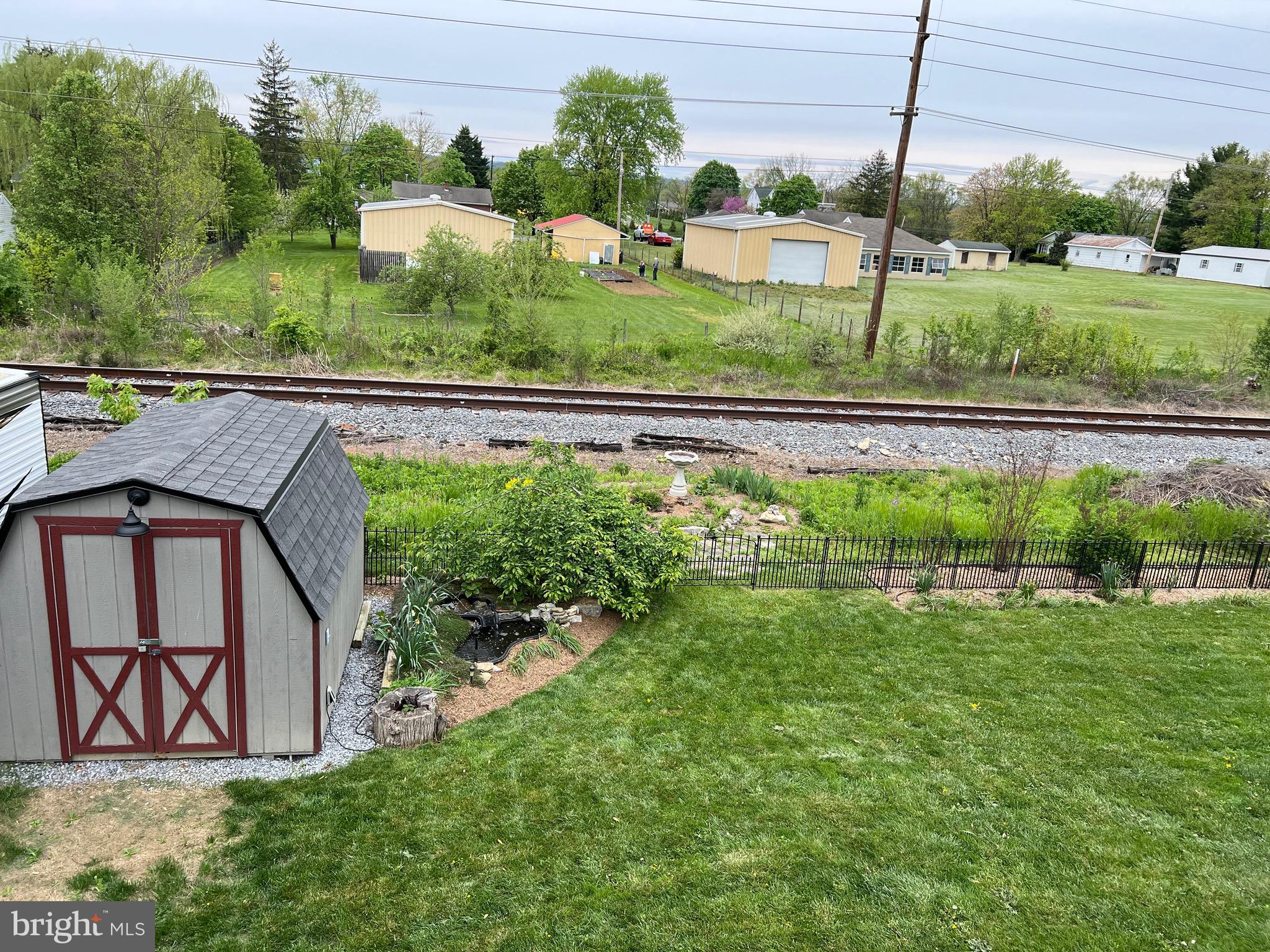SKY-LIN PARK - Residential