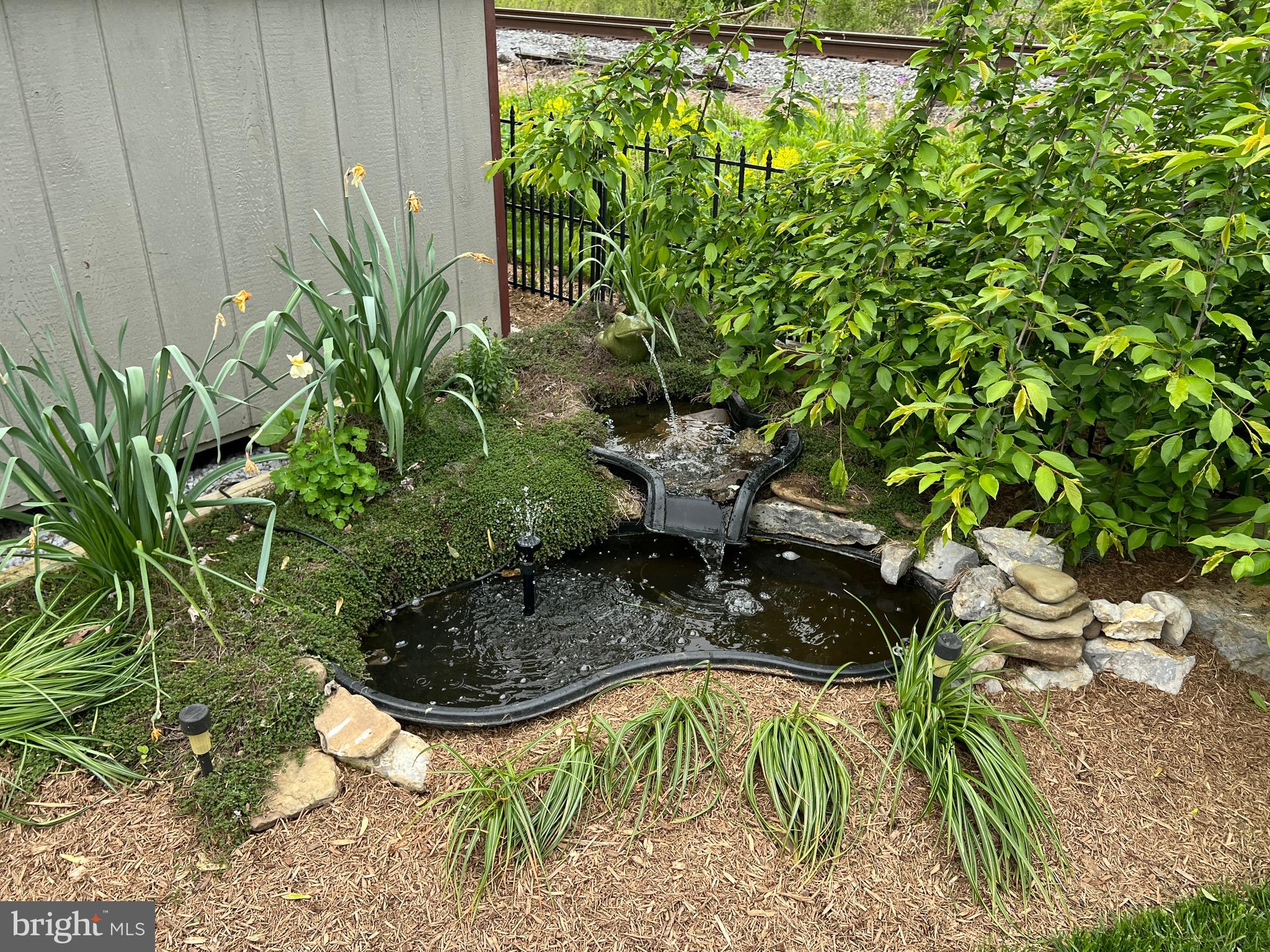 SKY-LIN PARK - Residential