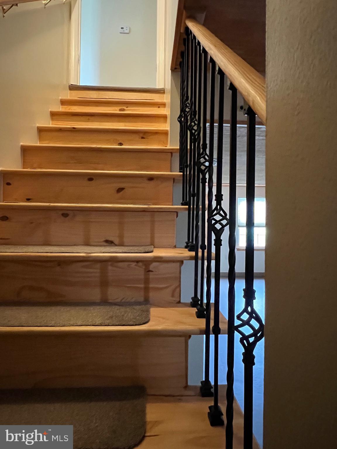 SKY-LIN PARK - Residential