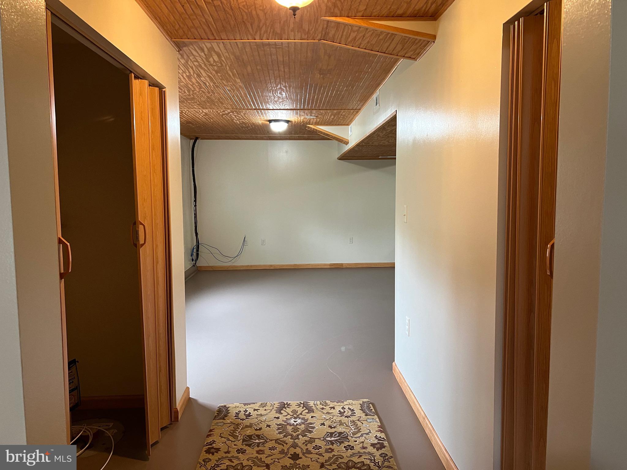 SKY-LIN PARK - Residential