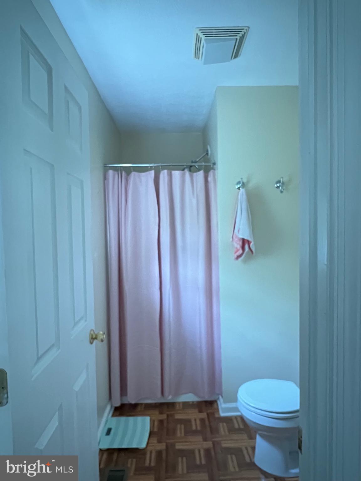 SKY-LIN PARK - Residential