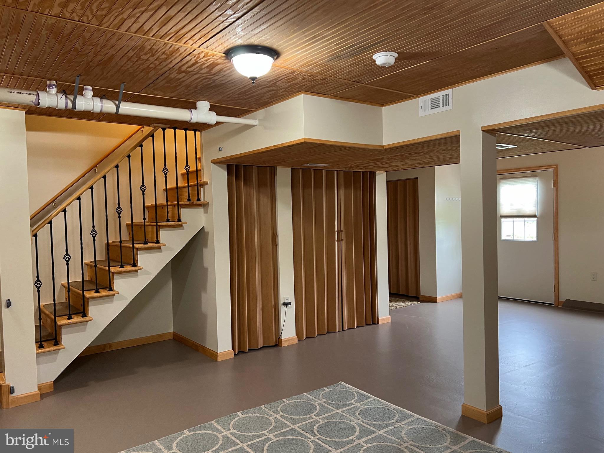 SKY-LIN PARK - Residential