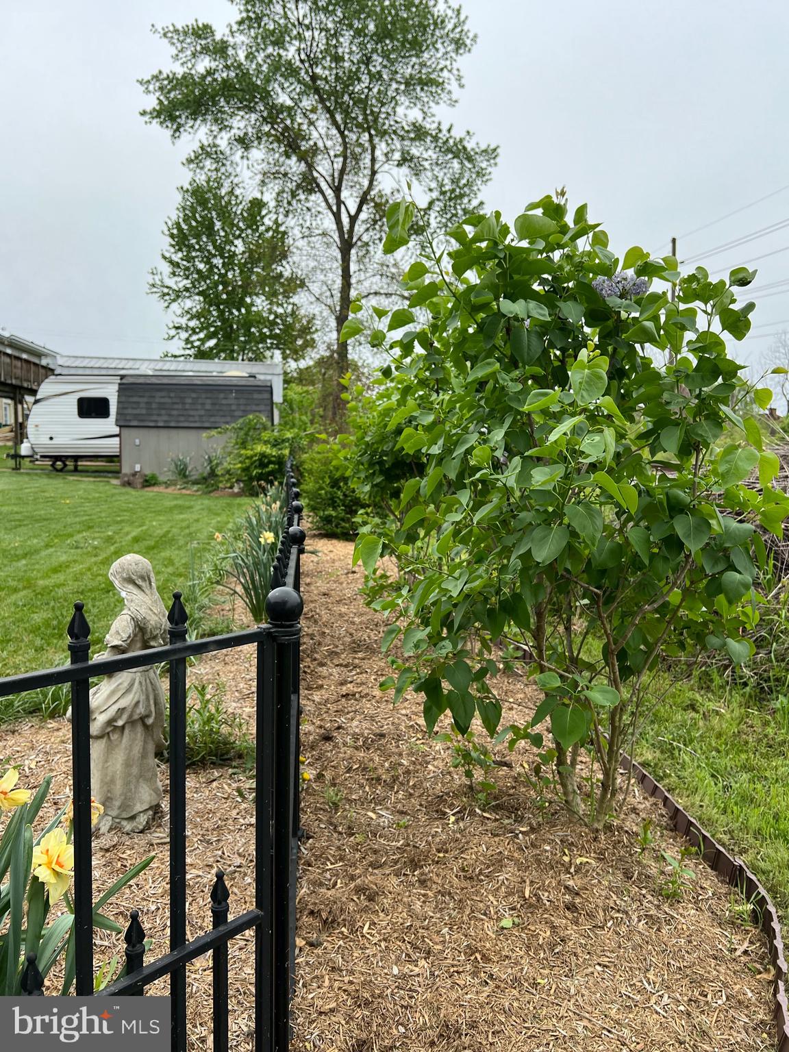 SKY-LIN PARK - Residential