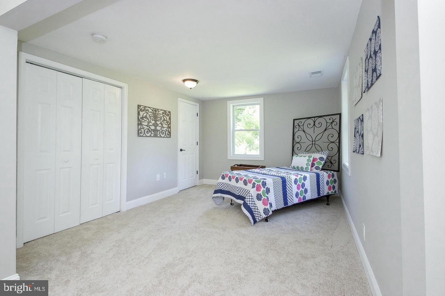 HOLLY SPRINGS - Residential