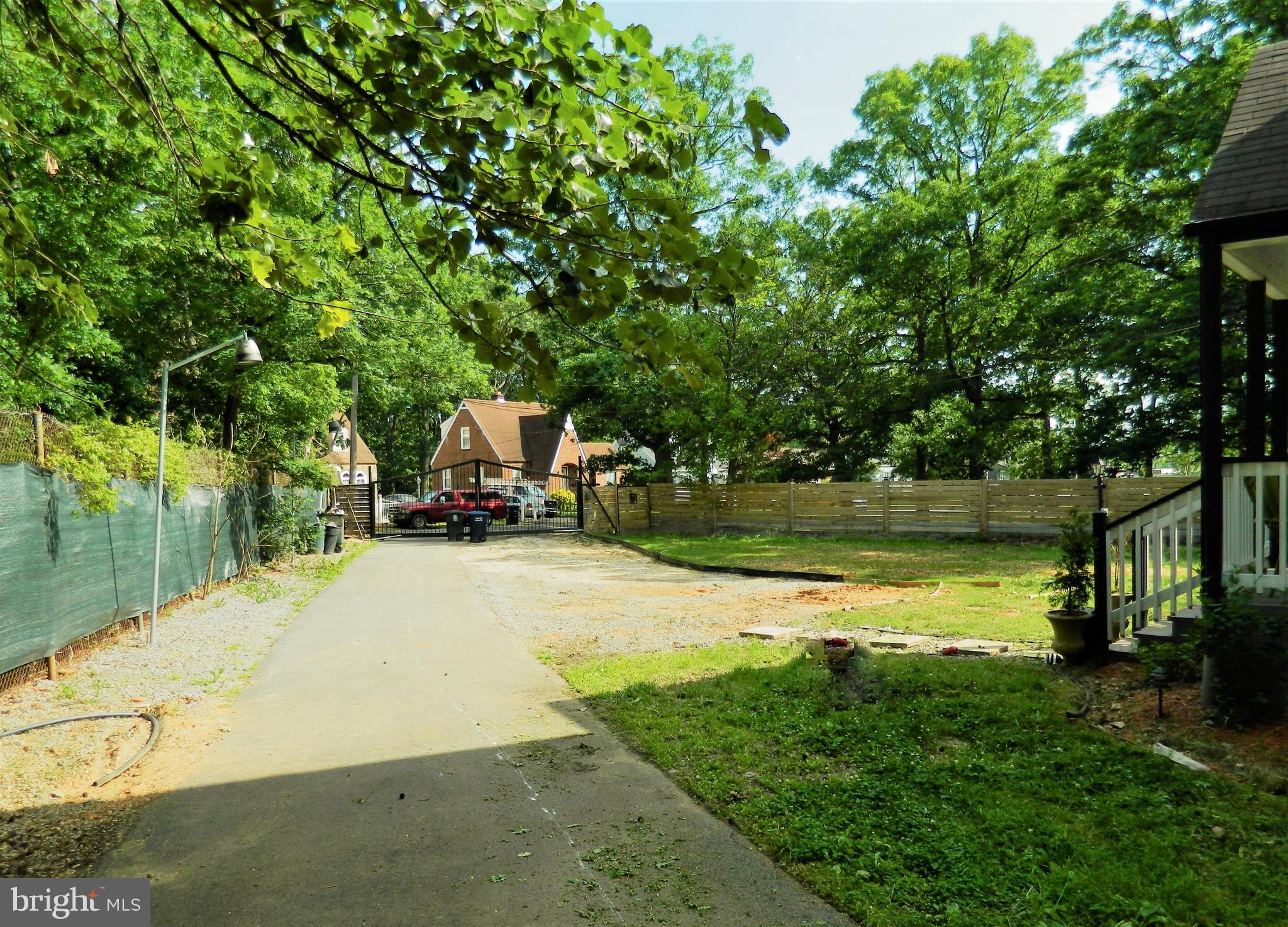 HOLLY SPRINGS - Residential