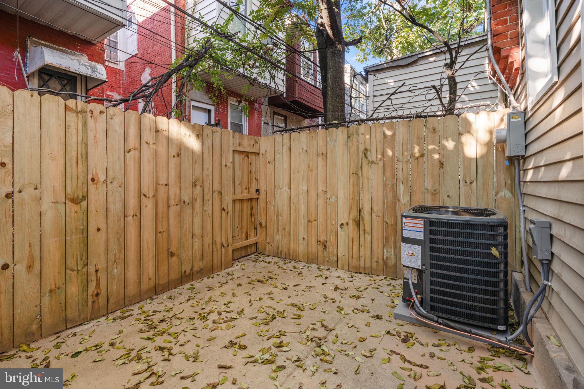 HARROWGATE - Residential