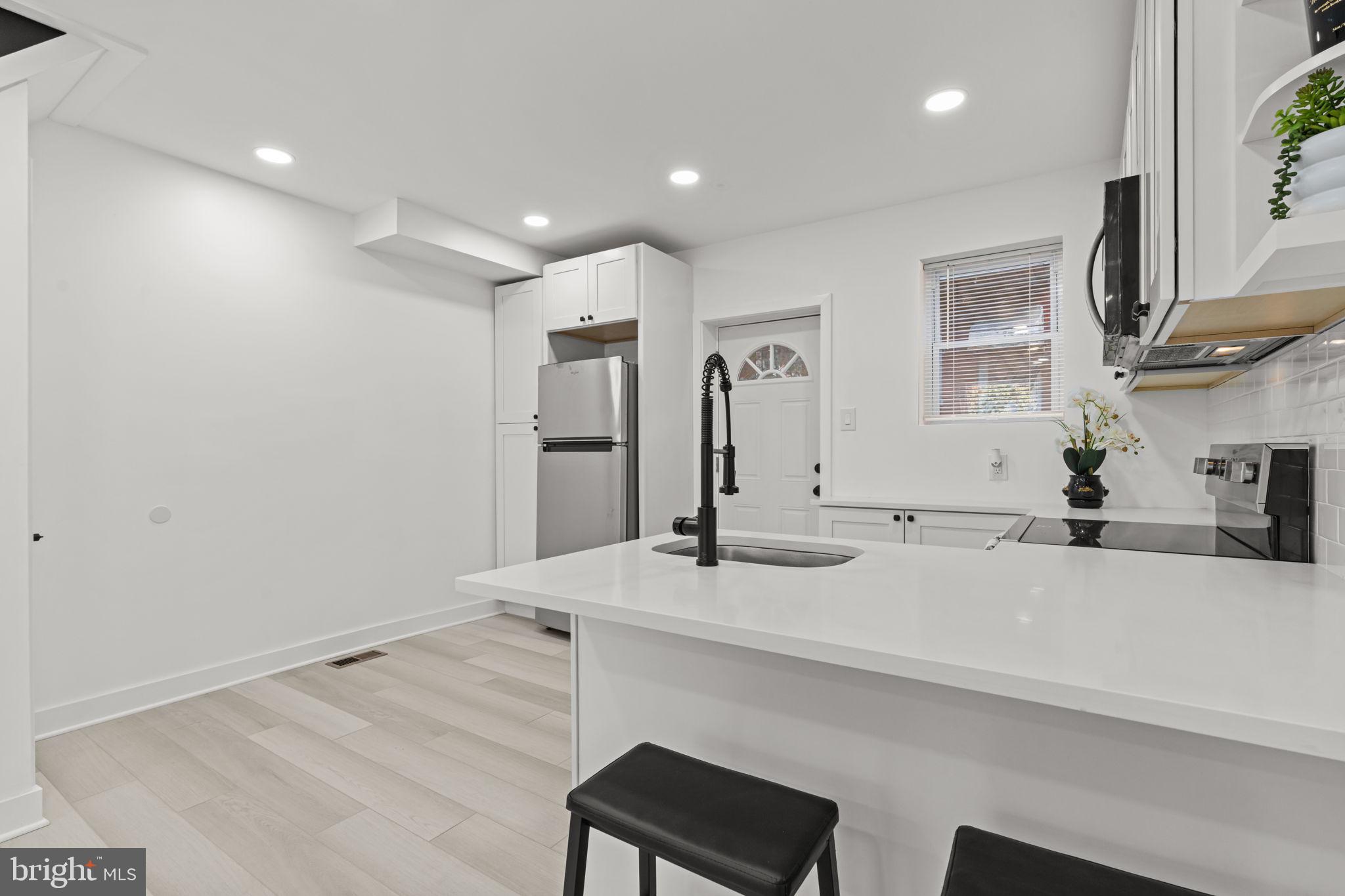 HARROWGATE - Residential