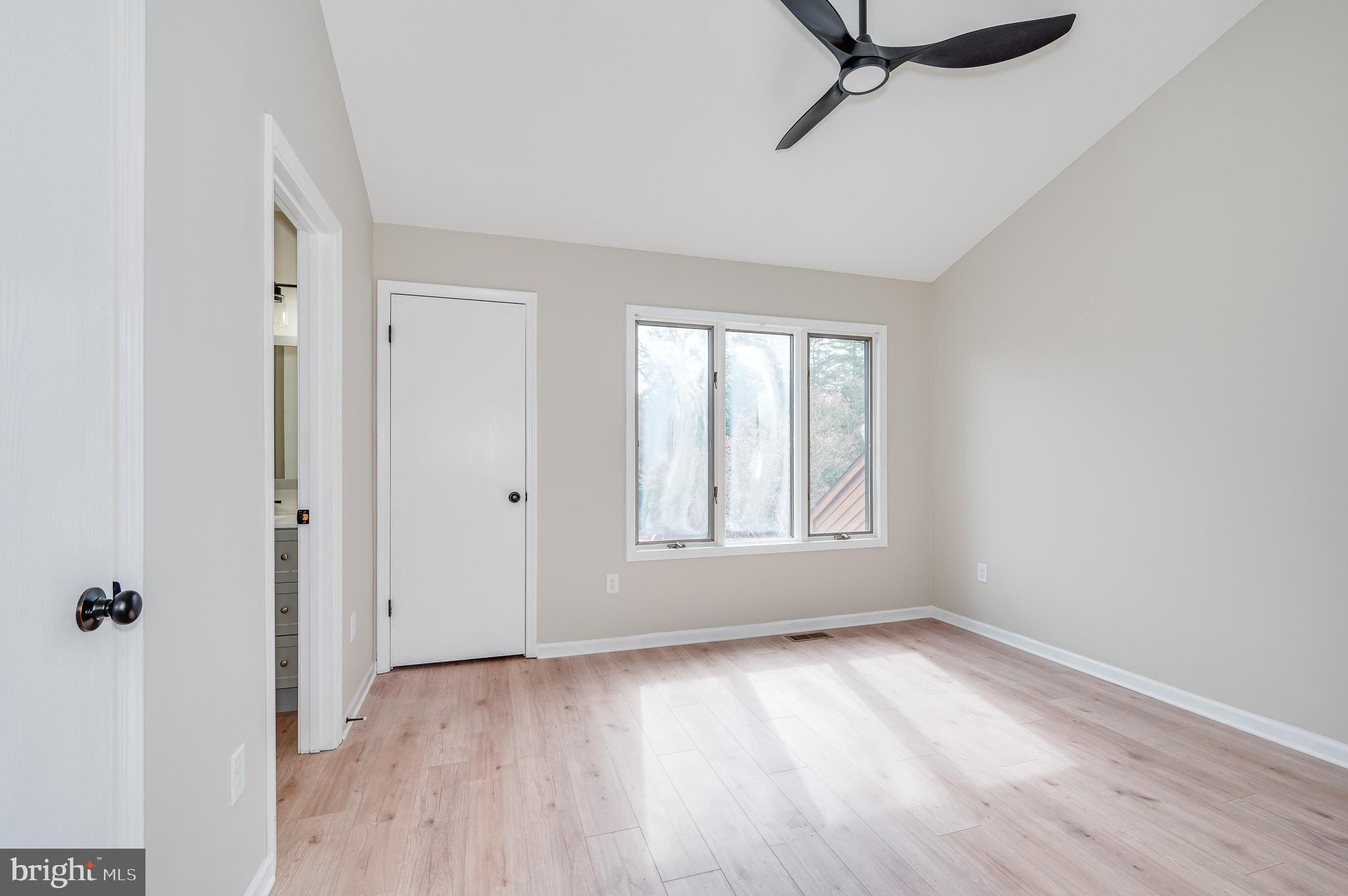 THE WOODS - Residential