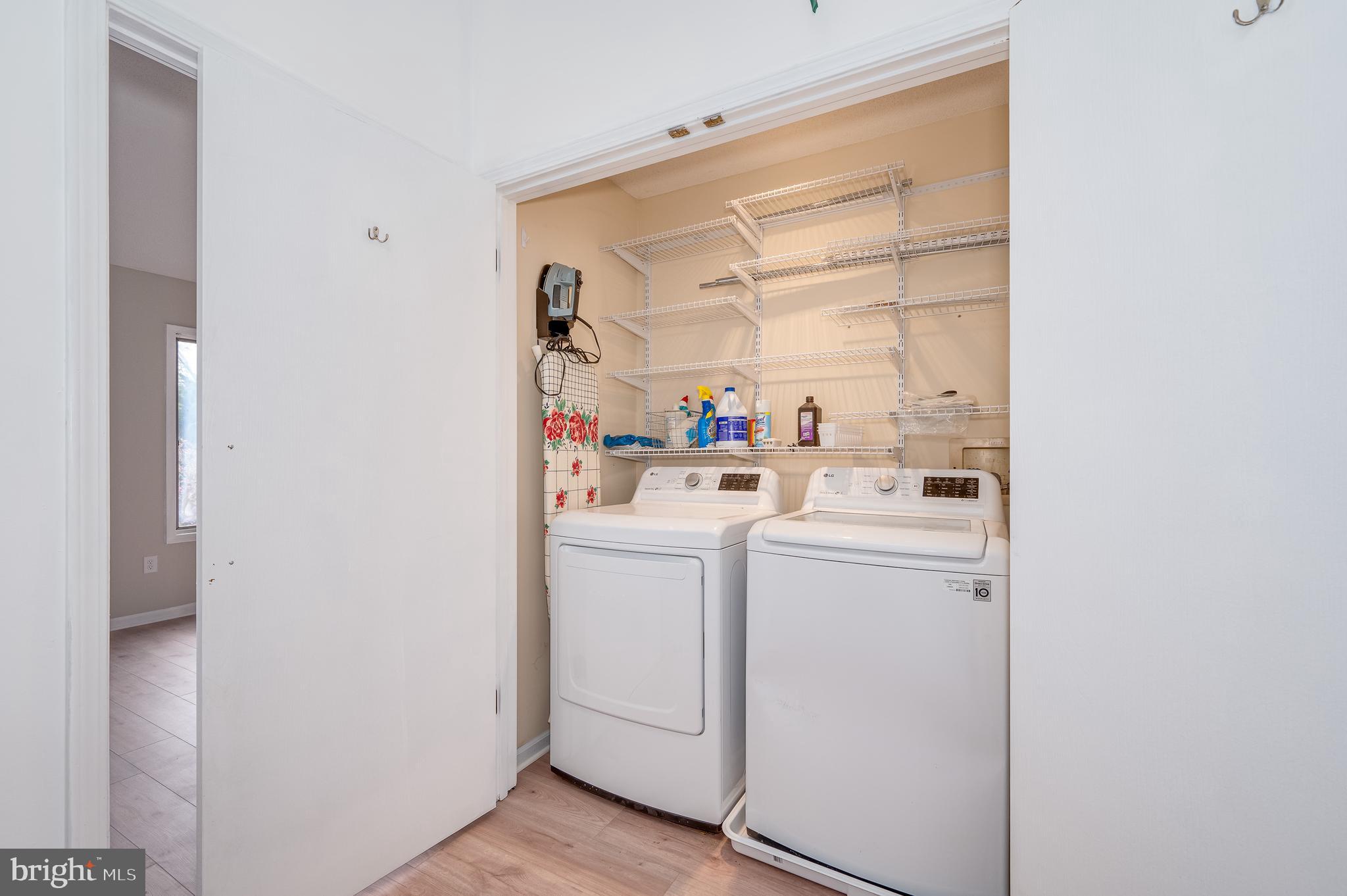 THE WOODS - Residential