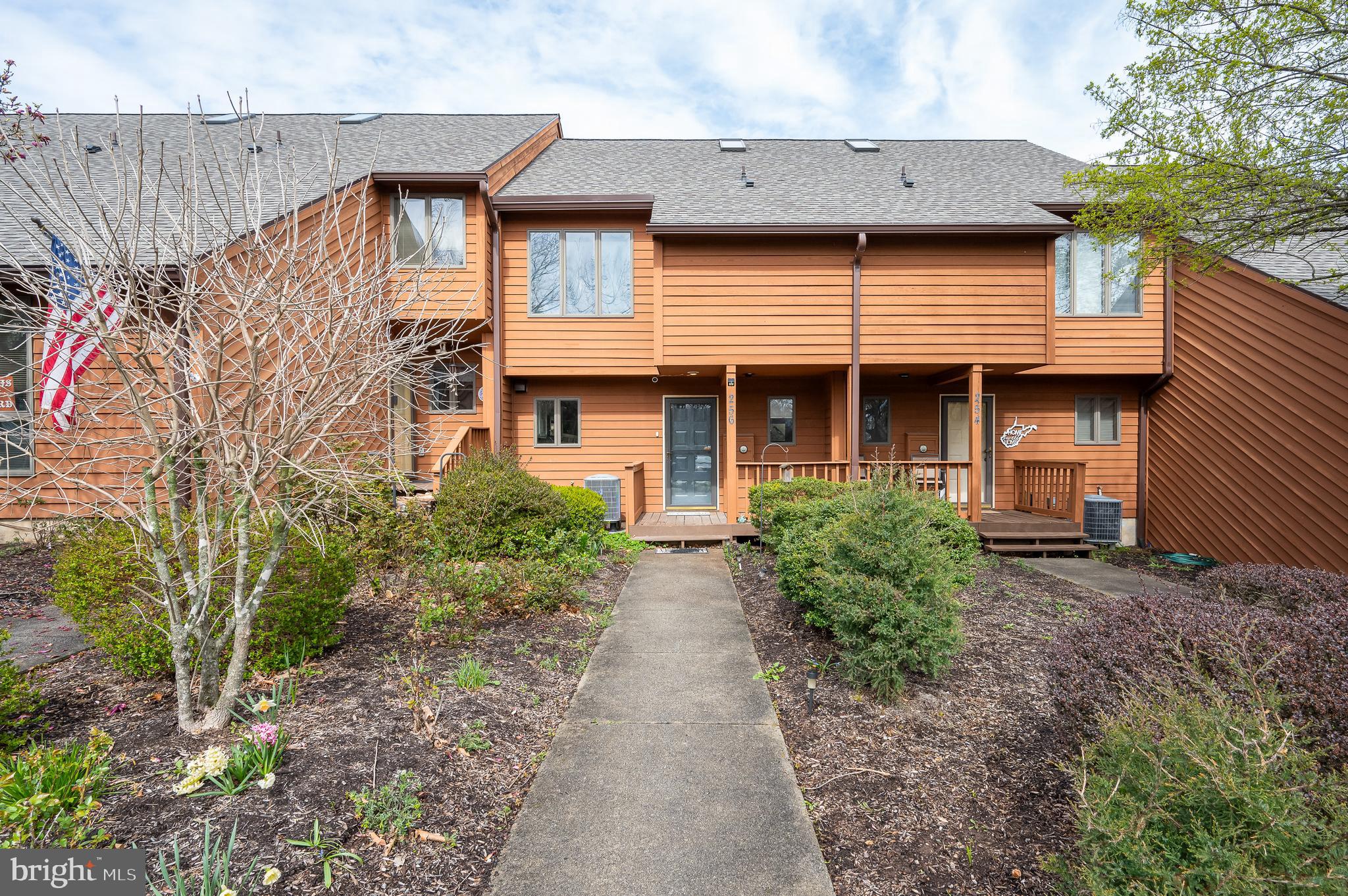 THE WOODS - Residential