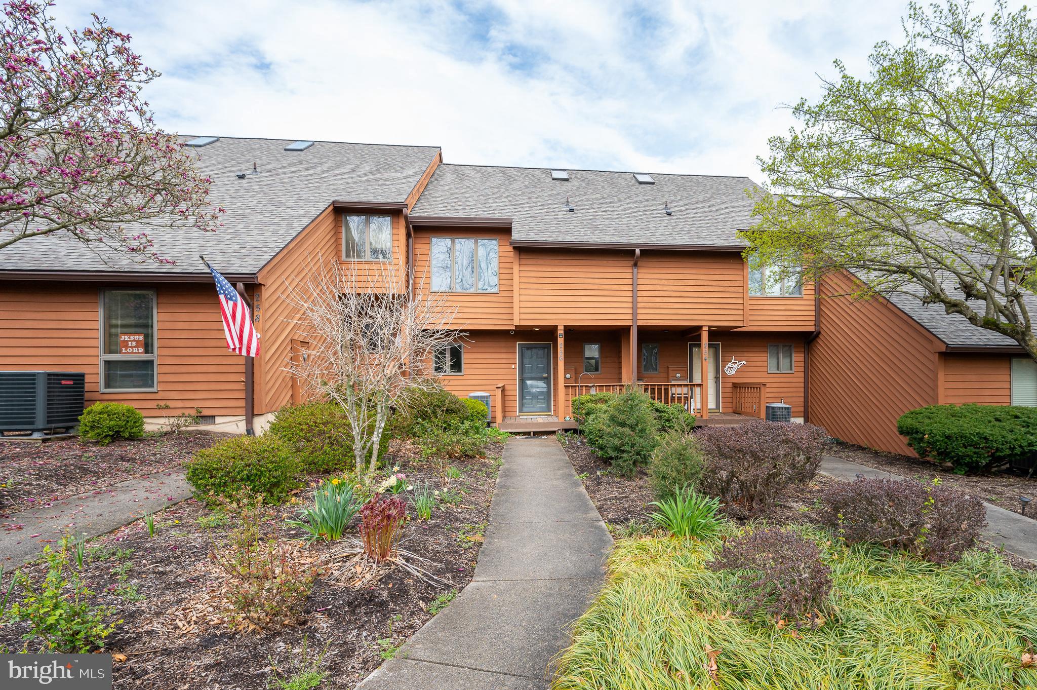 THE WOODS - Residential