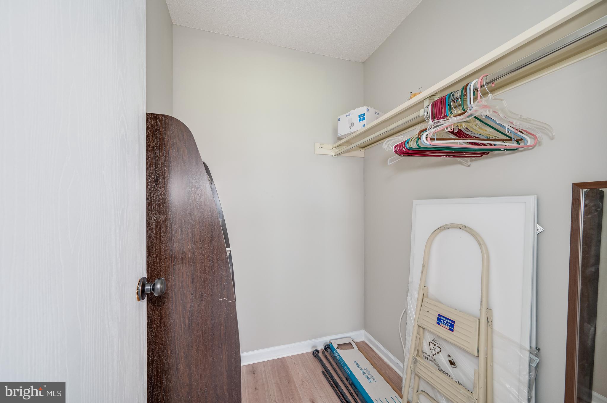 THE WOODS - Residential