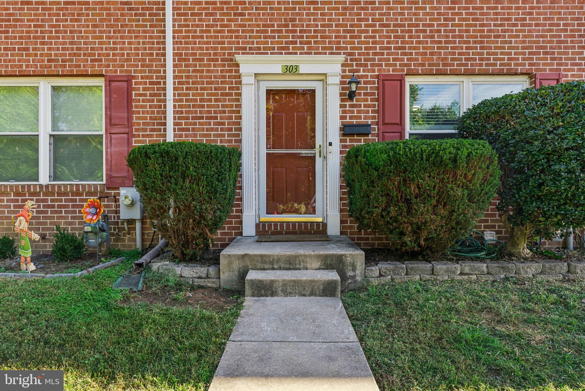 303 CENTER DEEN AVENUE